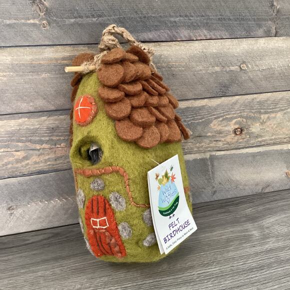 Wild Woolies FOREST HOUSE Felt Birdhouse Eco Friendly Fair Trade NWT - Picture 2 of 16